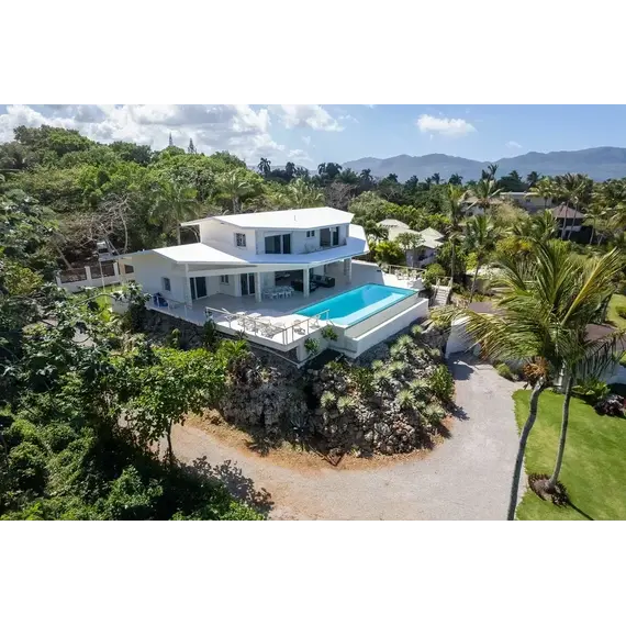 Villa by the sea in Samana Dominican Republic area 343m² 2 floors