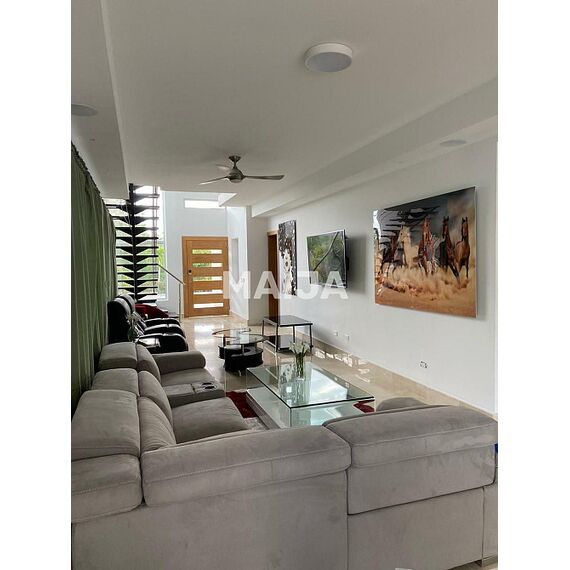 Villa in La Romana (La Romana) Dominican Republic area 270m² 2 floors, 9 image