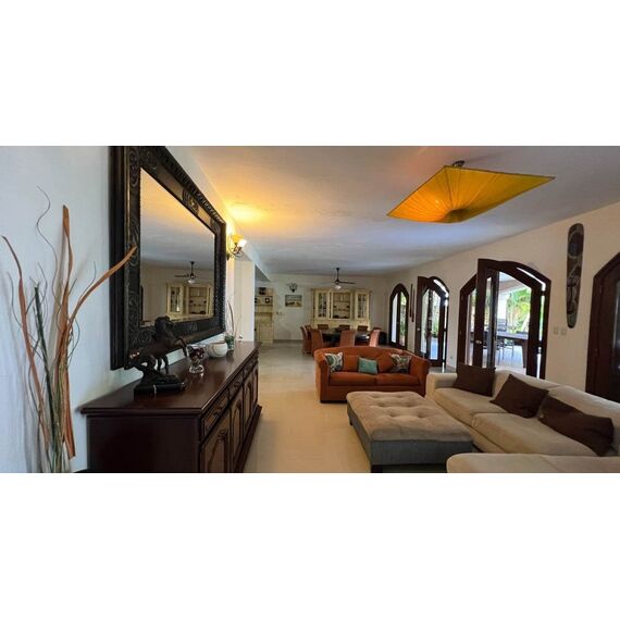 Villa in Cabarete (Cabarete) Dominican Republic area 870m² 2 floors, 15 image