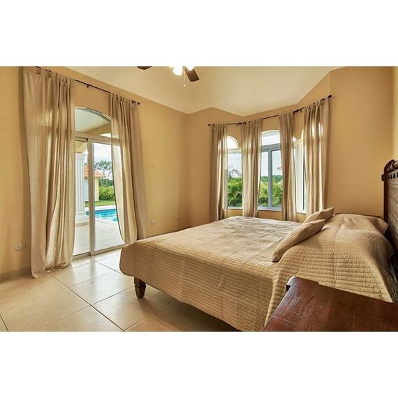 Villa in Sosua (Sosua) Dominican Republic area 186.6m² 1 floors, 13 image
