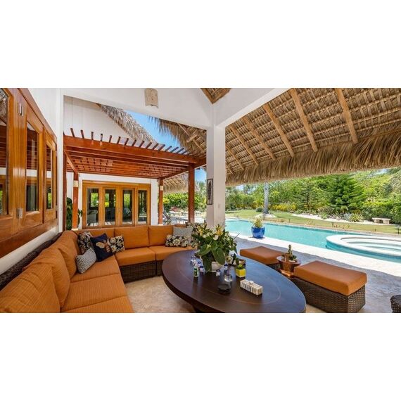 Villa in Punta Cana (Cap Cana) Dominican Republic area 1115m² 2 floors, 4 image