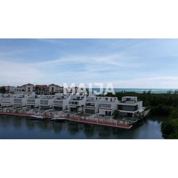 Villa in Punta Cana (Cap Cana) Dominican Republic area 640m² 2 floors, 5 image