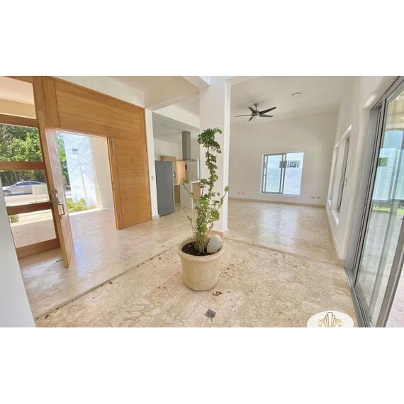 Villa in Punta Cana (Punta Cana) Dominican Republic area 280m² 2 floors, 5 image