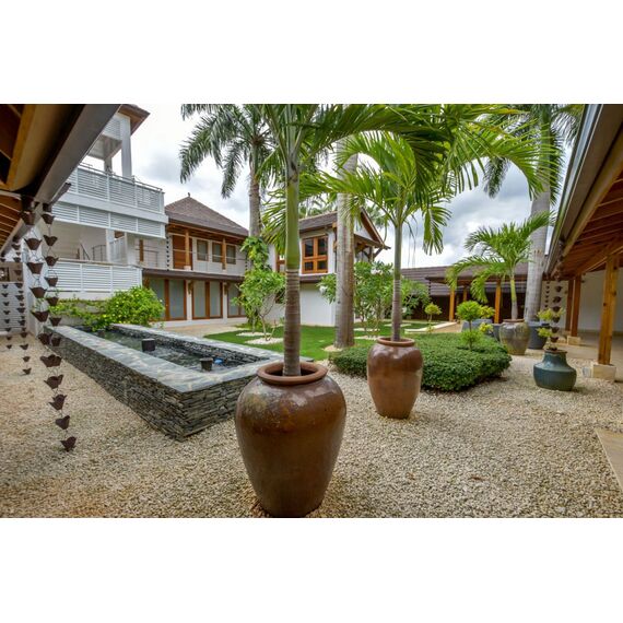 Villa in La Romana (La Romana) Dominican Republic area 1012m² 2 floors, 8 image