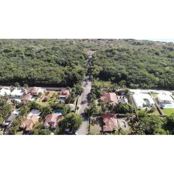 Land in Cabarete (Cabarete) Dominican Republic plot within city limits 874m² , 9 image