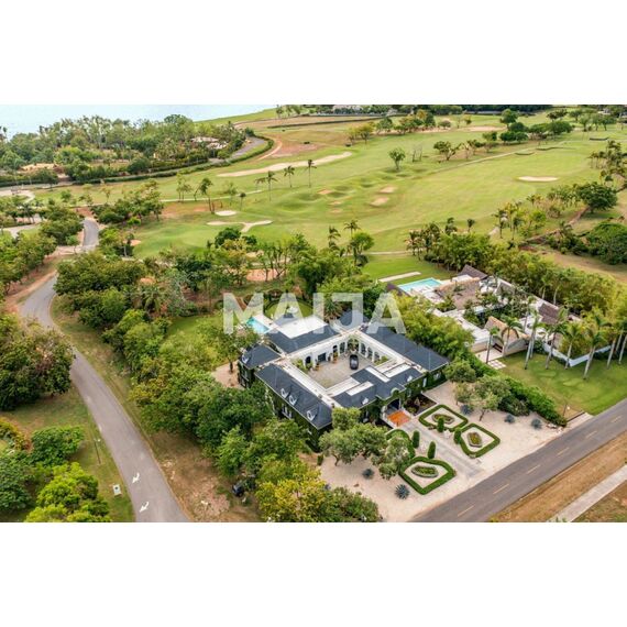 Villa in La Romana (La Romana) Dominican Republic area 1000m² 2 floors
