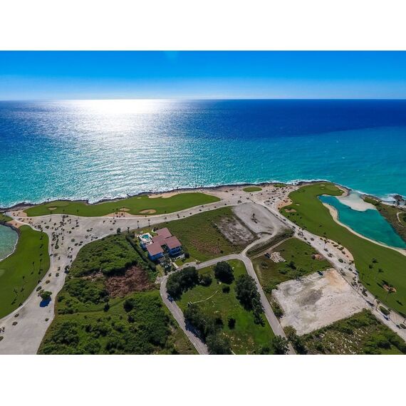 Land in Punta Cana (Punta Cana) Dominican Republic plot within city limits 2464m² , 2 image