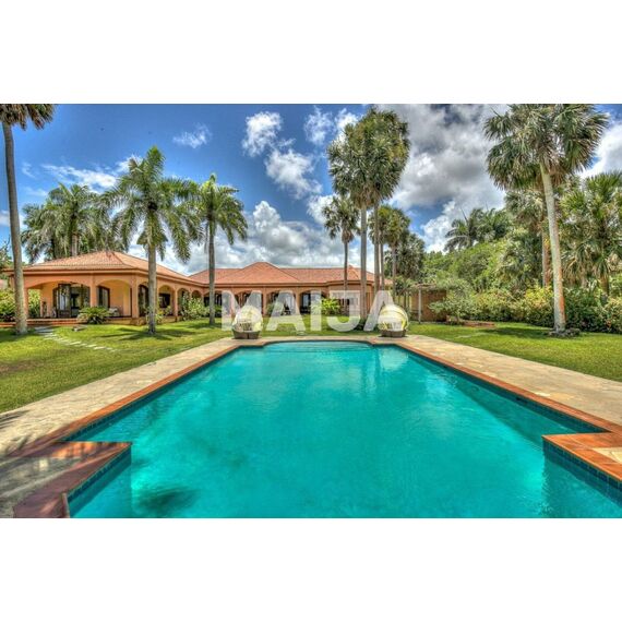 Villa in Cabarete (Cabarete) Dominican Republic area 850m² 1 floors, 2 image