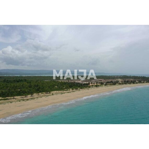 Land in Miches (Miches) Dominican Republic plot within city limits 3870372m² , 10 image