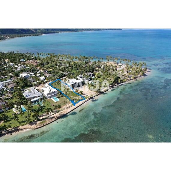 Land in Las Terrenas (Las Terrenas) Dominican Republic plot within city limits 2700m² , 2 image