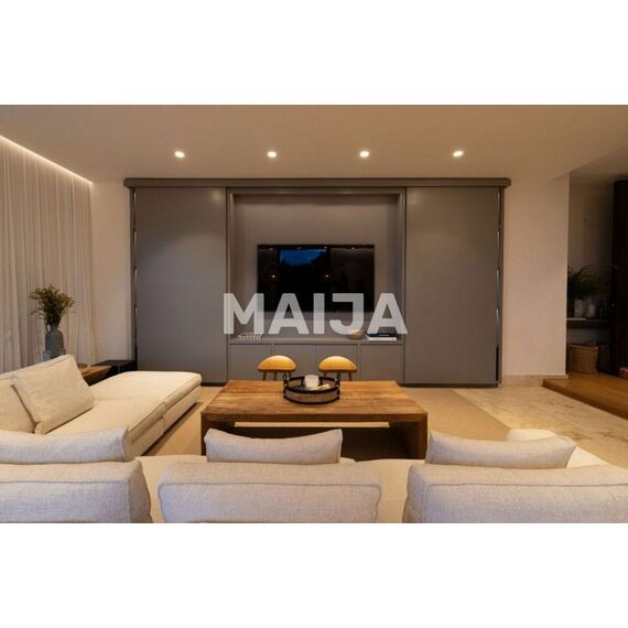 Villa in Punta Cana (Cap Cana) Dominican Republic area 640m² 2 floors, 9 image
