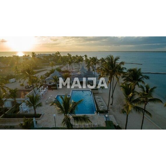 Villa in La Romana (La Romana) Dominican Republic area 800m² 2 floors, 18 image