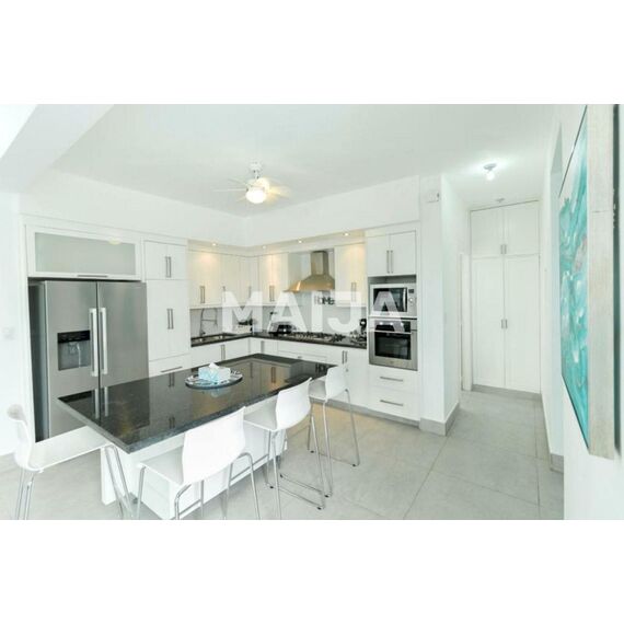House in Sosua (Sosua) Dominican Republic area 200m² 2 floors, 8 image