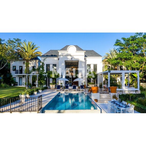 Villa in La Romana (La Romana) Dominican Republic area 1000m² 2 floors, 5 image