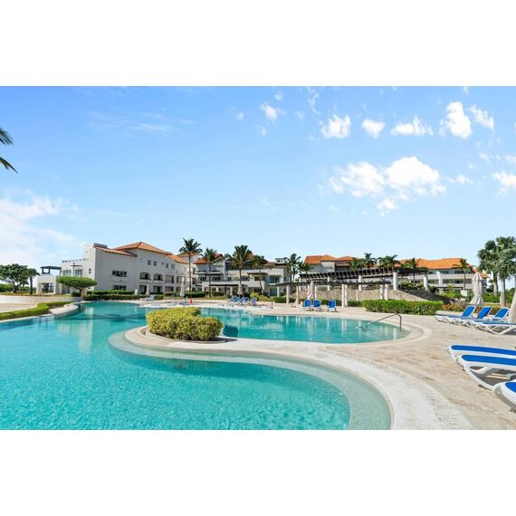 Apartment 3-room 2+1 by the sea in Punta Cana (Cap Cana) Dominican Republic area 70m² 2 floor in RC Punta Palmera, 3 image
