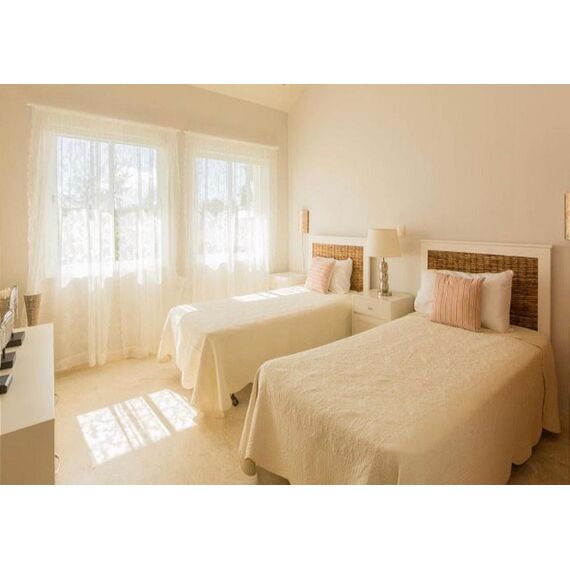 Apartment 5-room 4+1 in Punta Cana (Bavaro) Dominican Republic area 210m² , 10 image